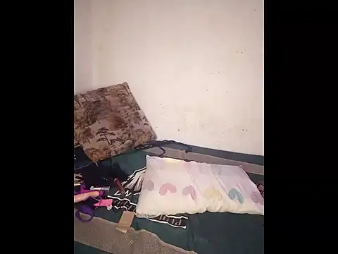 Freaky Vannahs online show from 02.24.26