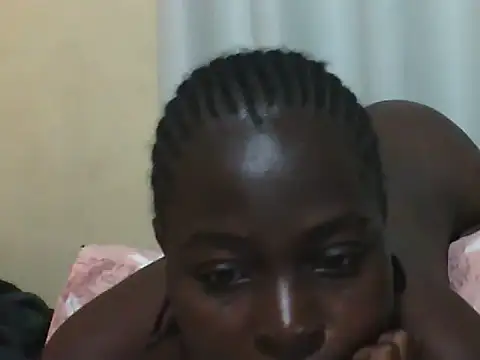 Snapshot of ara_bella chatting on 01.08.26 ara bella online show from 01.08.26