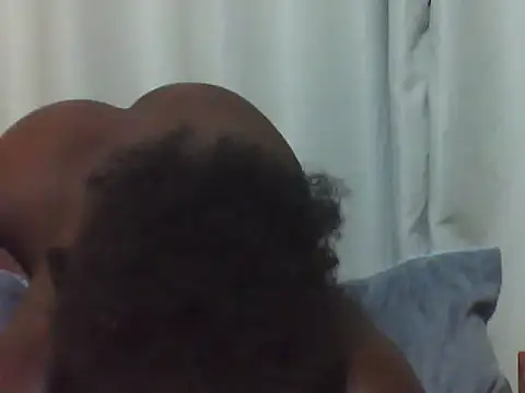 Snapshot of ara_bella chatting on 01.14.26 ara bella online show from 01.14.26