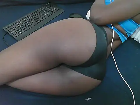 lella-0 online show from 01.14.26