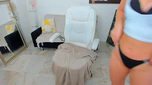 Darya Baby online show from 11.29.25