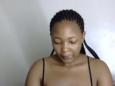 Q amor2 online show from 12.13.24