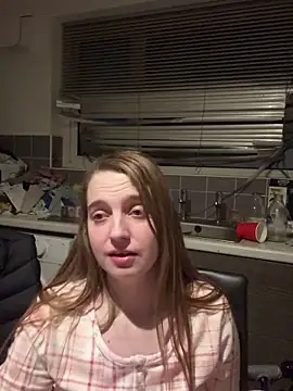 Snapshot of EvieRoseex chatting on 12.07.24 EvieRoseex online show from 12.07.24