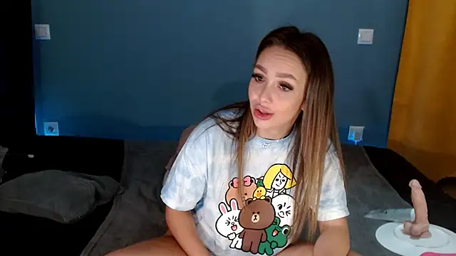 AnnaMaee online show from 12.16.24