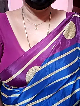 ananya956 online show from 11.04.25