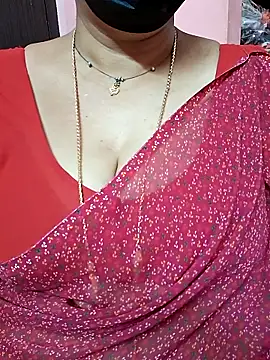 Snapshot of ananya956 chatting on 12.01.25 ananya956 online show from 12.01.25