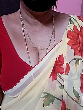 Snapshot of ananya956 chatting on 12.17.25 ananya956 online show from 12.17.25