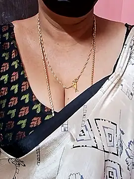 Snapshot of ananya956 chatting on 01.06.26 ananya956 online show from 01.06.26