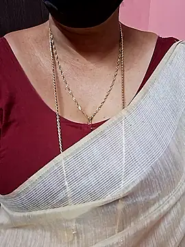 Snapshot of ananya956 chatting on 01.11.26 ananya956 online show from 01.11.26