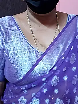 Snapshot of ananya956 chatting on 01.15.26 ananya956 online show from 01.15.26