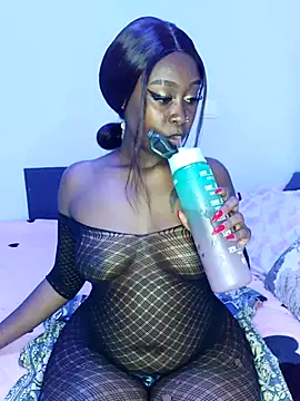 Lyiaspark online show from 04.17.26