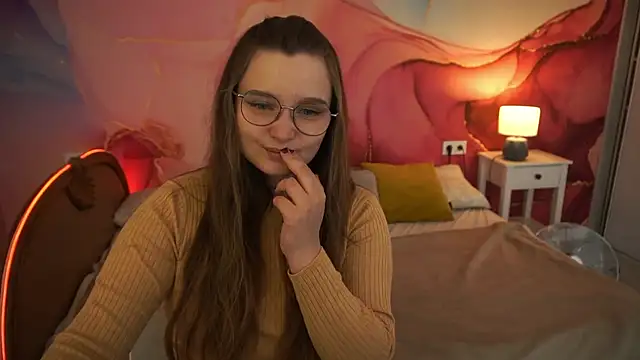 MagicPeachh  online show from 09.29.25