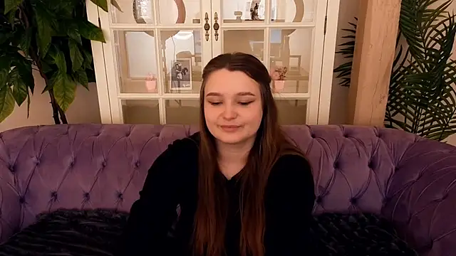 Snapshot of MagicPeachh_ chatting on 03.27.26 MagicPeachh online show from 03.27.26