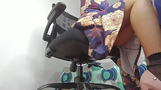 Snapshot of audrey_lawrence chatting on 02.02.25 audrey lawrence online show from 02.02.25