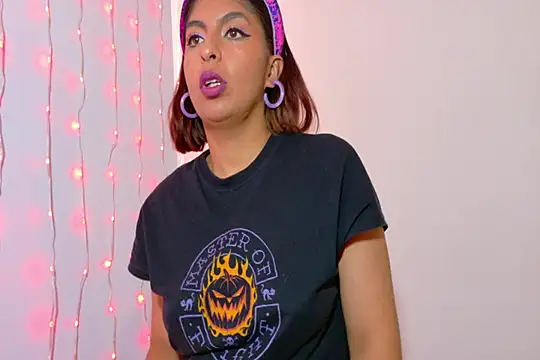 im anna  online show from 10.03.25