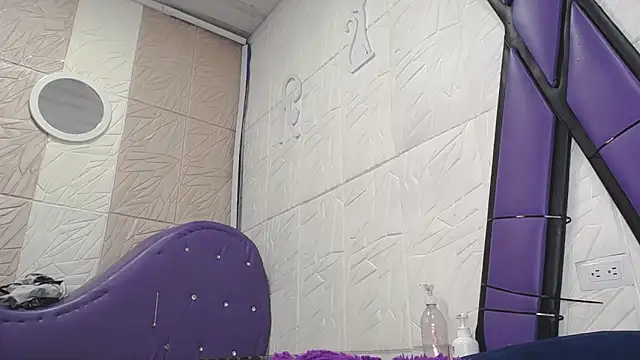 Snapshot of Malory_Cortez chatting on 12.02.24 Malory Cortez online show from 12.02.24