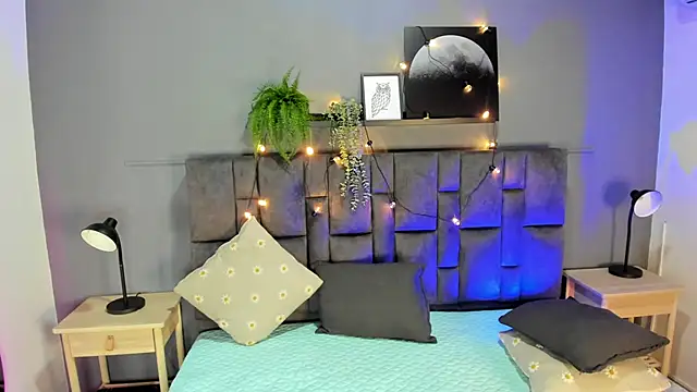 Snapshot of LilithSmith_ chatting on 11.15.25 LilithSmith online show from 11.15.25