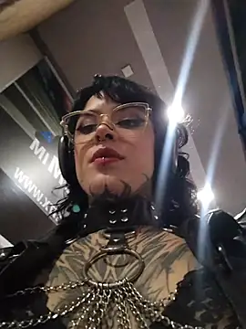 taaylor33 online show from 05.15.26
