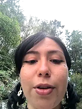 Snapshot of GerallFoxxx chatting on 10.25.25 GerallFoxxx online show from 10.25.25