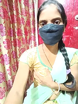 Snapshot of Joshna-Sexy chatting on 12.16.24 Joshna-Sexy online show from 12.16.24