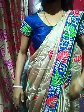 Snapshot of Joshna-Sexy chatting on 12.20.24 Joshna-Sexy online show from 12.20.24