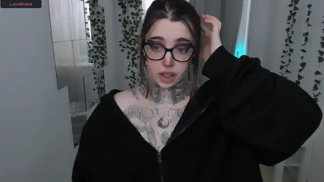 Dixi Pixi  online show from 04.17.26