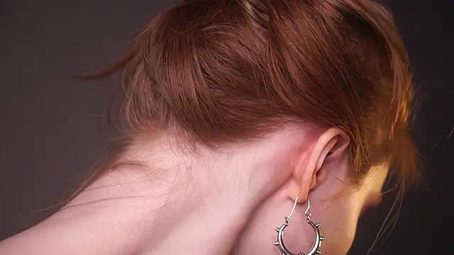 ginger hugs online show from 01.05.25