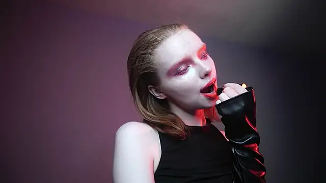 ginger hugs online show from 01.11.25