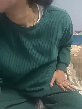 Spicy sari girl online show from 01.10.25