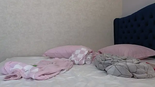 kimmie meow online show from 02.14.25