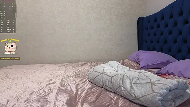 kimmie meow online show from 09.29.25