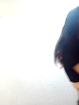 Hanha00 online show from 10.30.25