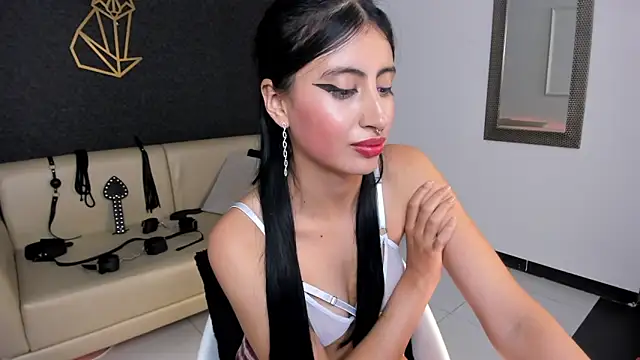 Snapshot of RACHEL_EV chatting on 03.19.25 RACHEL EV online show from 03.19.25