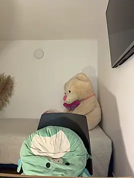 Kimm khalifa online show from 04.10.26