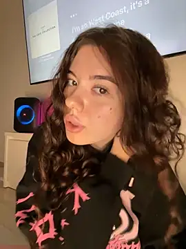 Kimi Ass online show from 11.08.25