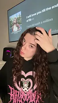 Kimi Ass online show from 11.30.25