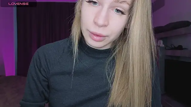 Elis Fox online show from 04.20.26