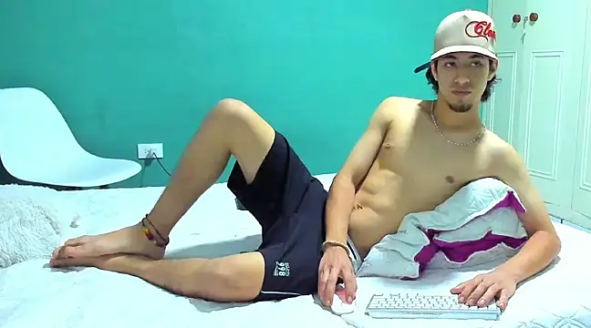 Snapshot of Chandler_ken chatting on 02.21.25 Chandler ken online show from 02.21.25