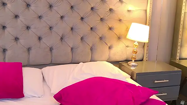 SamantaG online show from 03.18.26