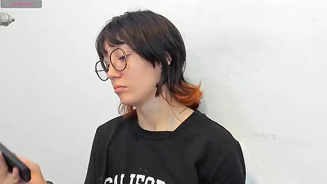 lizzy davis 1 online show from 02.25.26