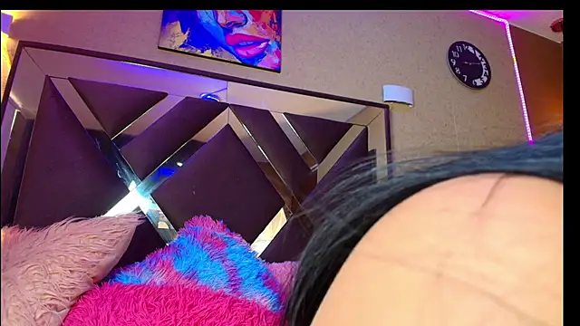 Snapshot of SamanthaaSutra chatting on 10.14.25 SamanthaaSutra online show from 10.14.25