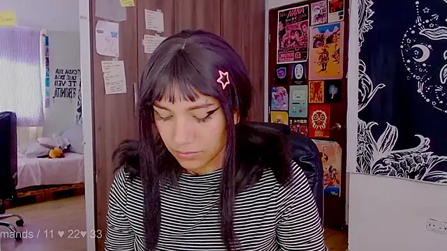 Snapshot of melissahowl chatting on 10.16.25 melissahowl online show from 10.16.25