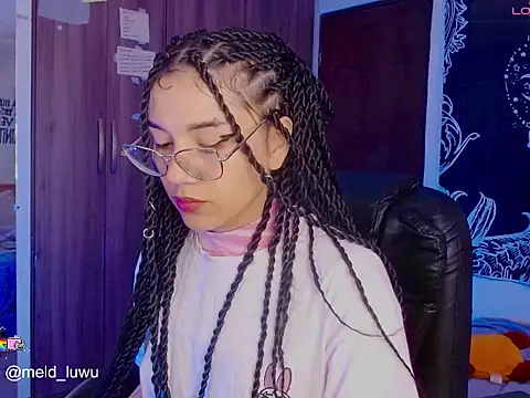 Snapshot of melissahowl chatting on 03.18.26 melissahowl online show from 03.18.26