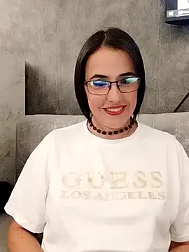 IsisBlake online show from 01.30.25