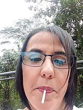 IsisBlake online show from 02.22.25