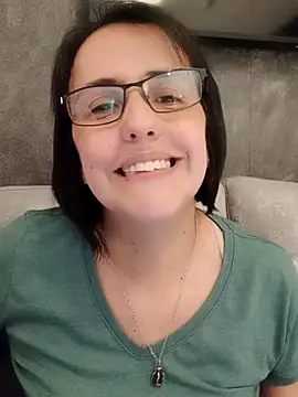 IsisBlake online show from 02.26.25