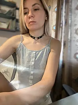 Crazy-Rosa online show from 02.15.25