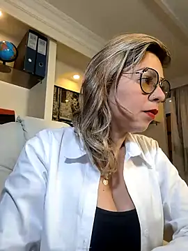 Snapshot of Cata_Office-12 chatting on 01.06.25 Cata Office-12 online show from 01.06.25