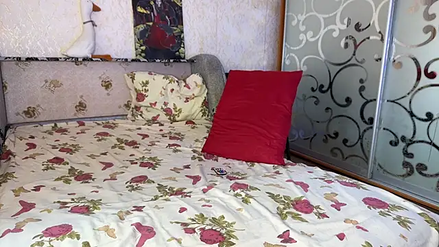 Snapshot of Stick_Twlx chatting on 10.07.25 Stick Twlx online show from 10.07.25