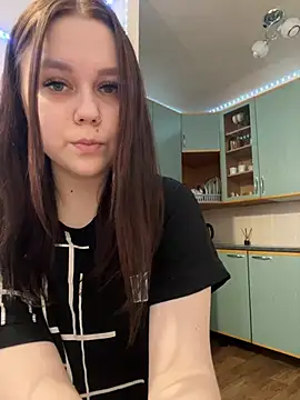 Marylallka5 online show from 12.28.24